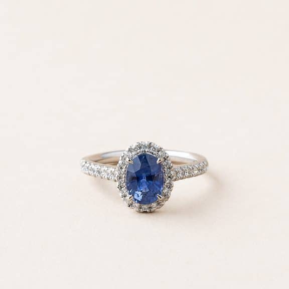 Bague Eugénie - platine - saphir ovale et diamants