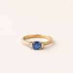 Bague saphir diamants baguettes, Julie - or jaune