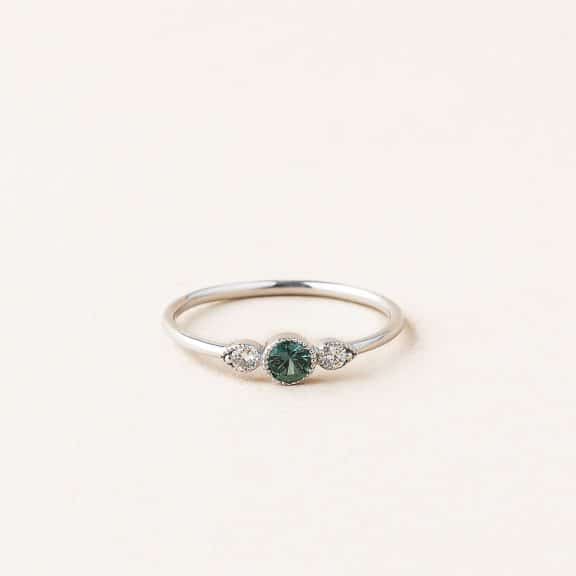 Bague Perlée saphir teal - or blanc : platine - saphir teal et diamants