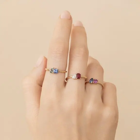 bague capucine saphirs rubis diamant