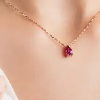 Collier tourmaline rose poire or rose porté