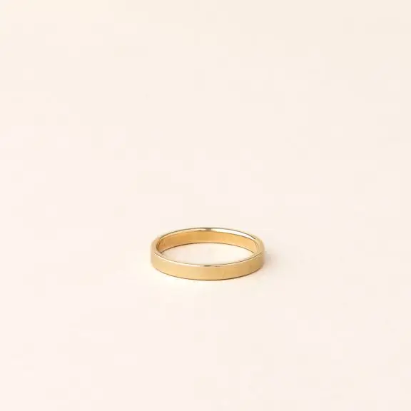 Alliance femme ruban or 2 mm et homme or jaune - Charles Arteon joaillerie