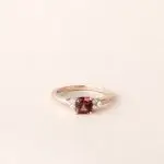 Bague grenat rouge et diamants Eléonore