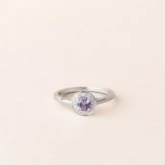 Bague saphir violet diamants halo