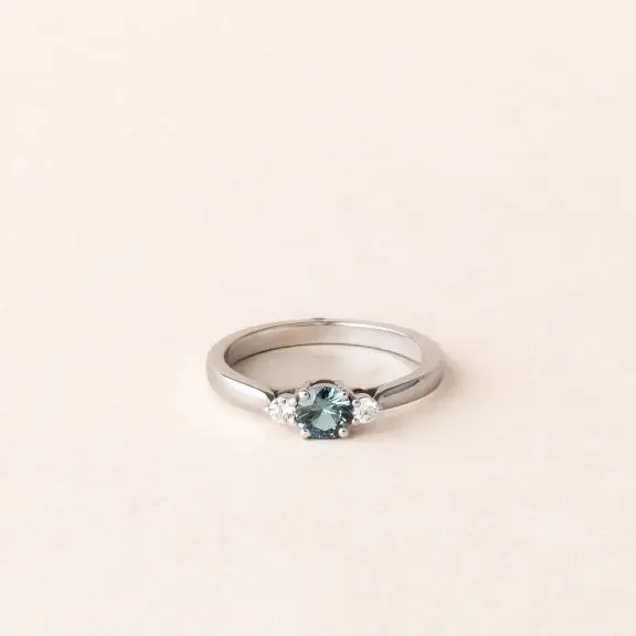 bague saphir teal et diamants or blanc - Eden