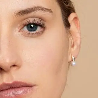 boucle d'oreille flore perle et diamants
