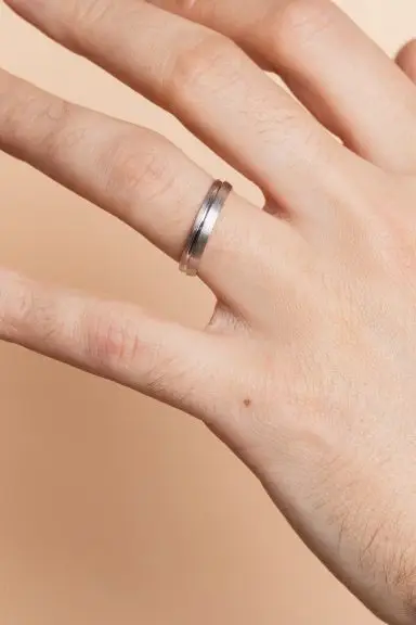 Alliance brossée Terra homme OB - bague homme - charles arteon joaillerie