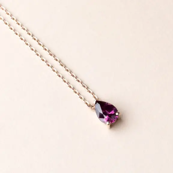 Collier grenat rhodolite poire OJ