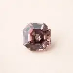 Zircon rose du Mozambique de 3,7 carats