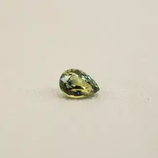 Saphir vert - poire - 1,48 carat - Charles Arteon Joaillerie