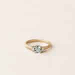 Bague aigue-marine et diamants - or jaune - modèle Julie de Charles Arteon Joaillerie