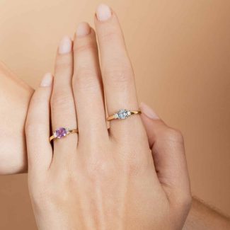 Bague saphir rose et diamants et bague aigue-marine et diamants portées - or jaune - modèle Julie