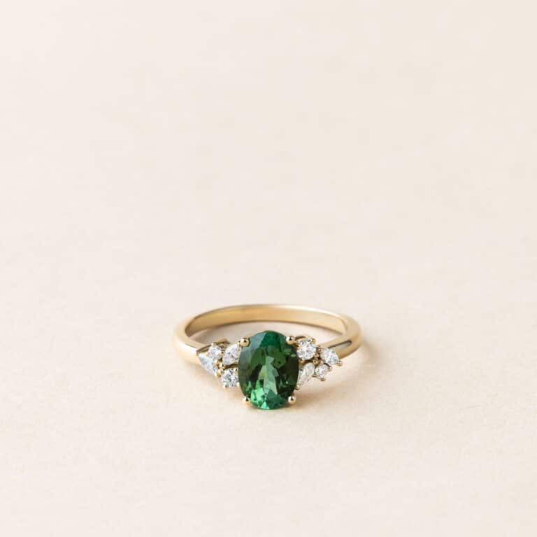 Bague tourmaline lagon et diamants - Or jaune - Collection Hortense - Charles Arteon Joaillerie