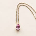 Collier saphir rose poire - Or jaune - Charles Arteon Joaillerie